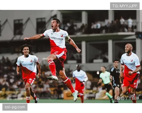 弗赖堡防守稳固控球稳健,场均失1球展现战术体系完整性 弗赖堡防守稳固控球稳健,场均失1球展现战术体系完整性